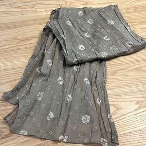 Taupe cotton scarf